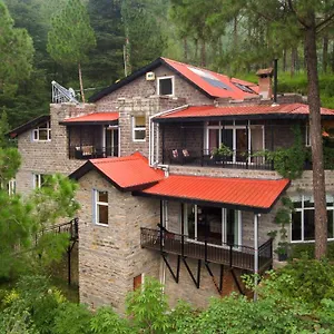 Saffronstays Ekam, Chail - Forest Near Chail Cricket Ground Villa